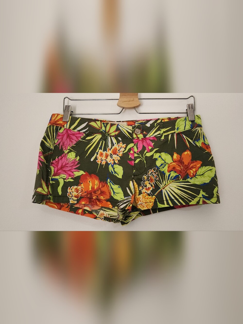 Hollister Olive Green Tropical Floral Print Shorts